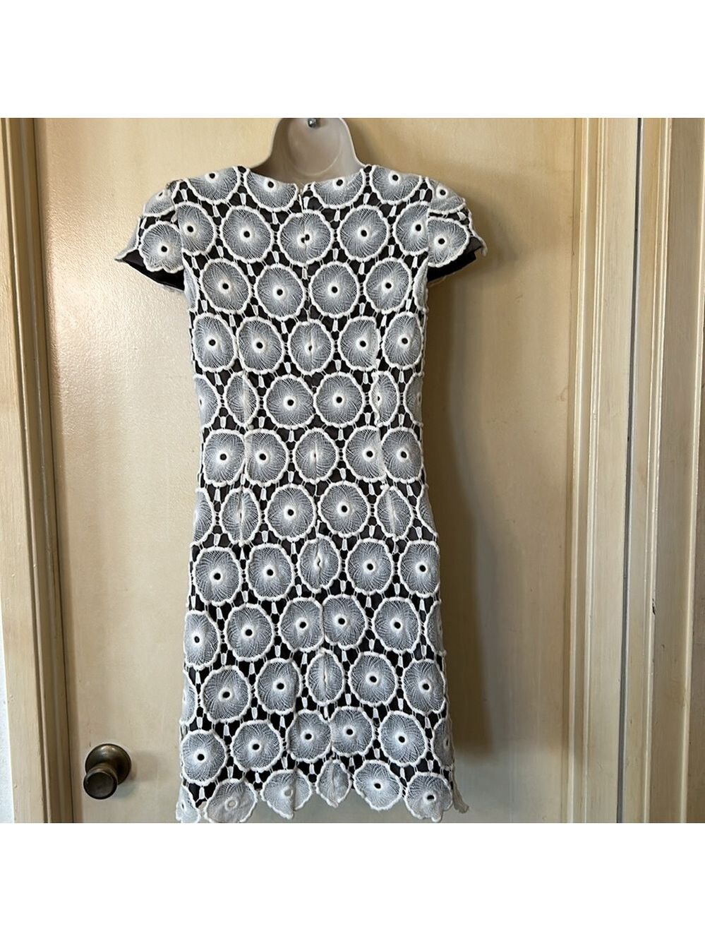 Suzi Chin for Maggie Boutique cream lace over brown long dress size 2P - Picture 6 of 11